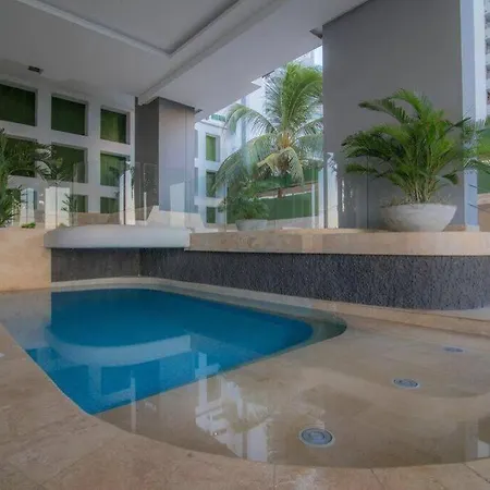 The Yinyang Suite-guest Friendly Adults Only * Cartagena