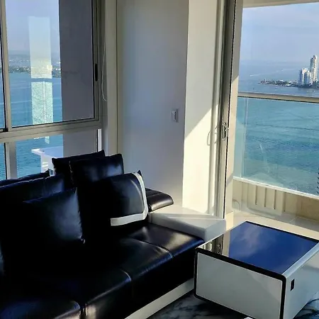 The Yinyang Suite-guest Friendly Adults Only Apartment Cartagena