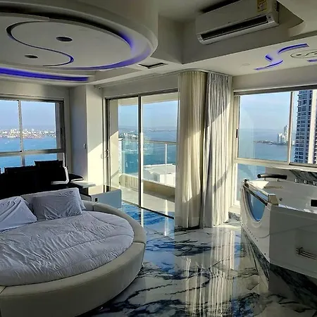 The Yinyang Suite-guest Friendly Adults Only Cartagena